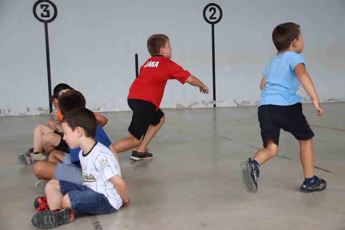 Pilota jolasak Orexan Behar  24 1625330303996