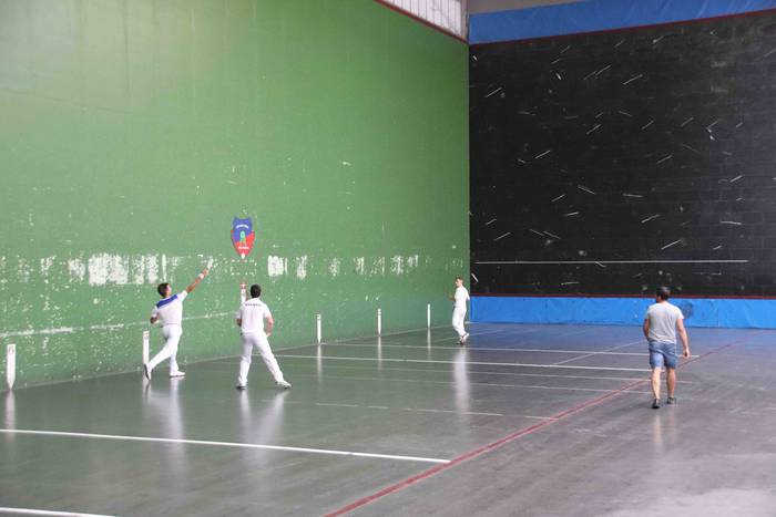 Eskualdeko pilotarien artean 38 1594199358708