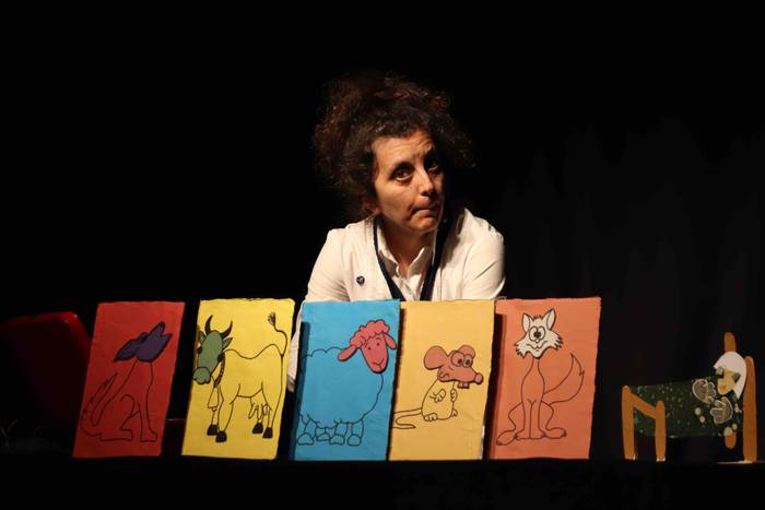 39. Titirijai Txotxongiloen  4 1637412314433