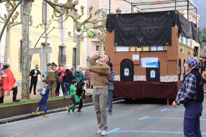 Irudimenak ez du mugarik Tol 9 1740933747192