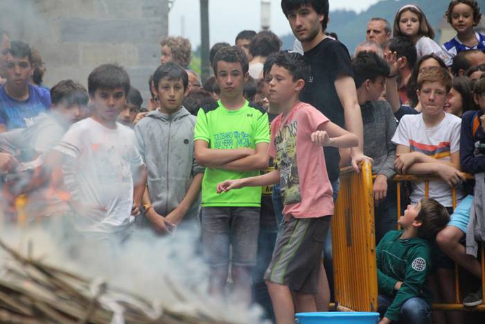 Momentu bereziaren zain 54 1498245589829