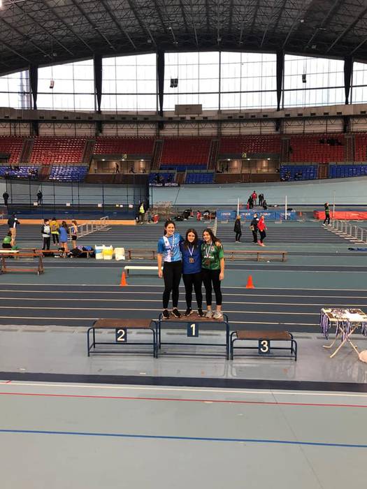 Brontzezko bi domina eta mar 9 1645642039662