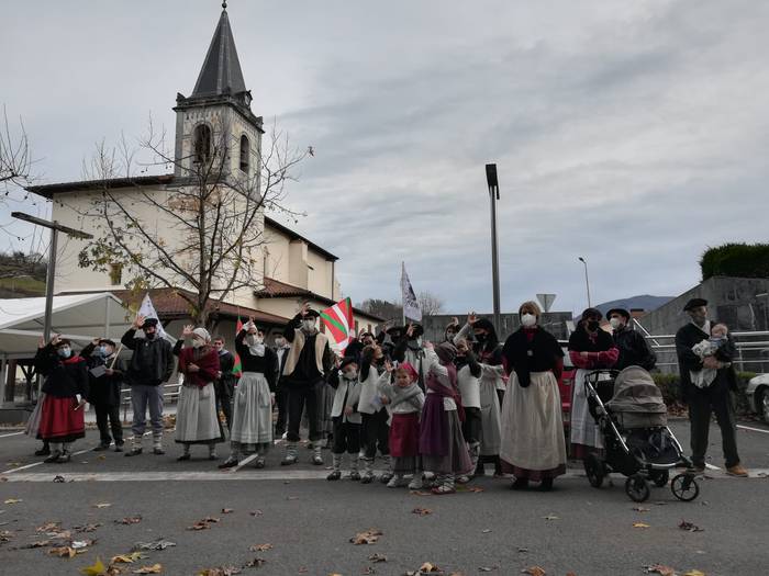 Ibarran Olentzero, Mari Domi 44 1640354252535