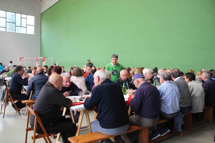 Txekor jateak 110 lagun elka 14 1556719676167