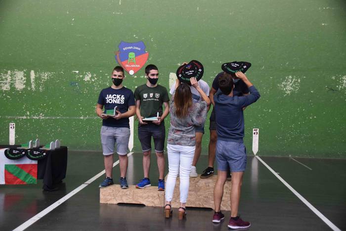 Eskuz Binakako Santio Txapel 28 1627541734762