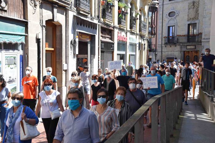 Zerbitzu publikoen aldeko mo 31 1593257988858