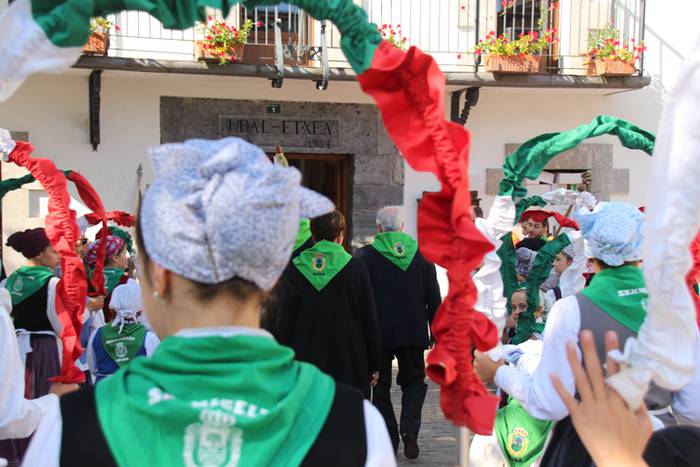 Iritsi da irurarren egun han 16 1506683319829