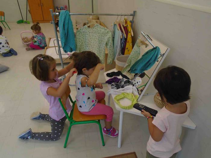 Fleming Herri Eskola, eskola 32 1547057997622