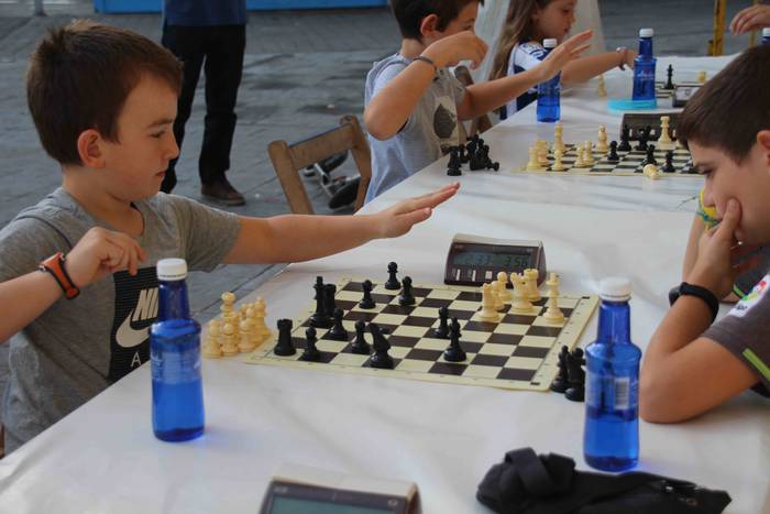 Berazubi auzoa txapel jaurti 4 1570973451432