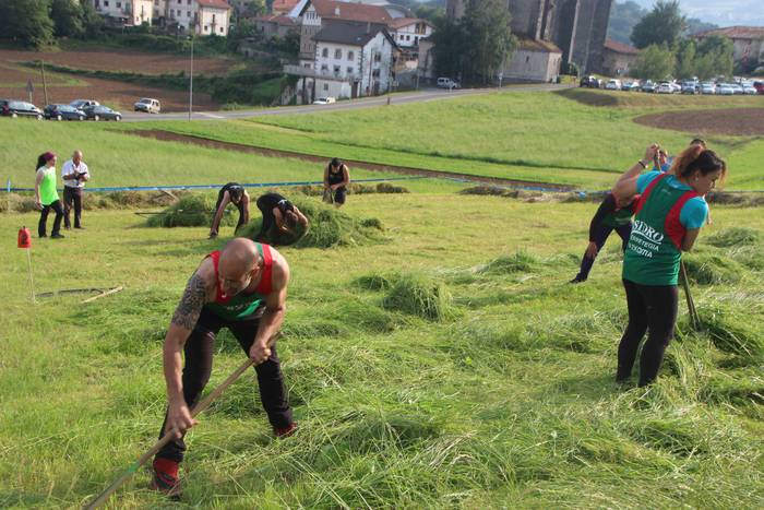 Alatze Etxaburuak irabazi du 26 1530471024976