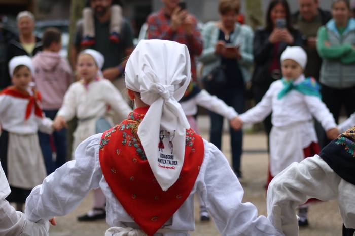 Matrikulatu udaberriko haur ikastaroetan!