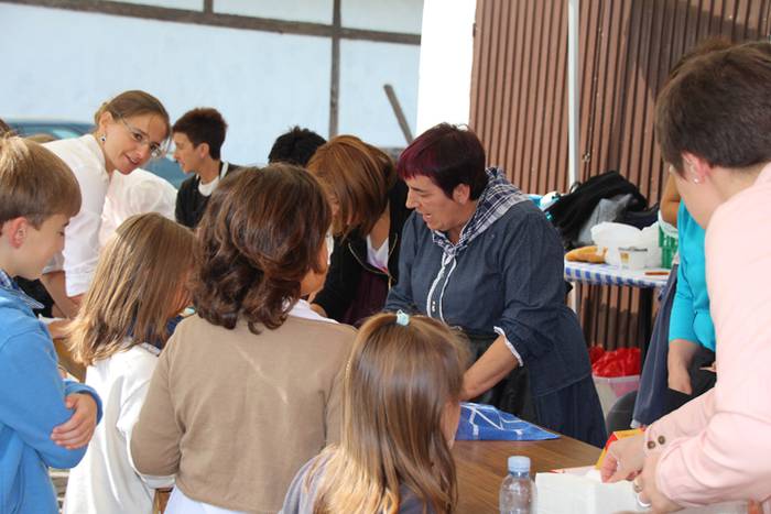 Azoka eguna Goiatzen 13 1474810043004