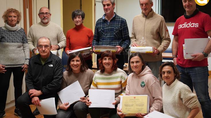 Odol emaileak omendu eta saritu dituzte