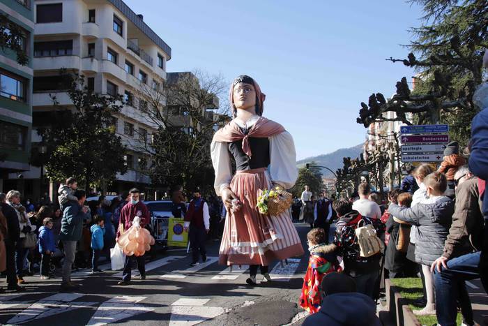 Erraldoi eta Buruhandiak Zal 17 1645883939379