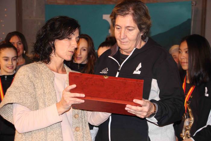 Tolosa CF Gimnastikakoei harrera egin diete 8 1544992029374