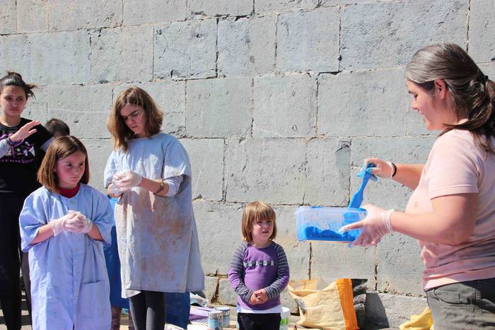 Eskuz esku morez margotu dut 6 1553963595381