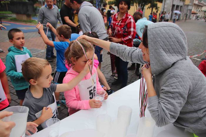 Asteasuko haurrek hasi dute  31 1530188190884