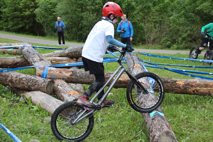 Oreka landuz, bi gurpilen ga 4 1525011609792