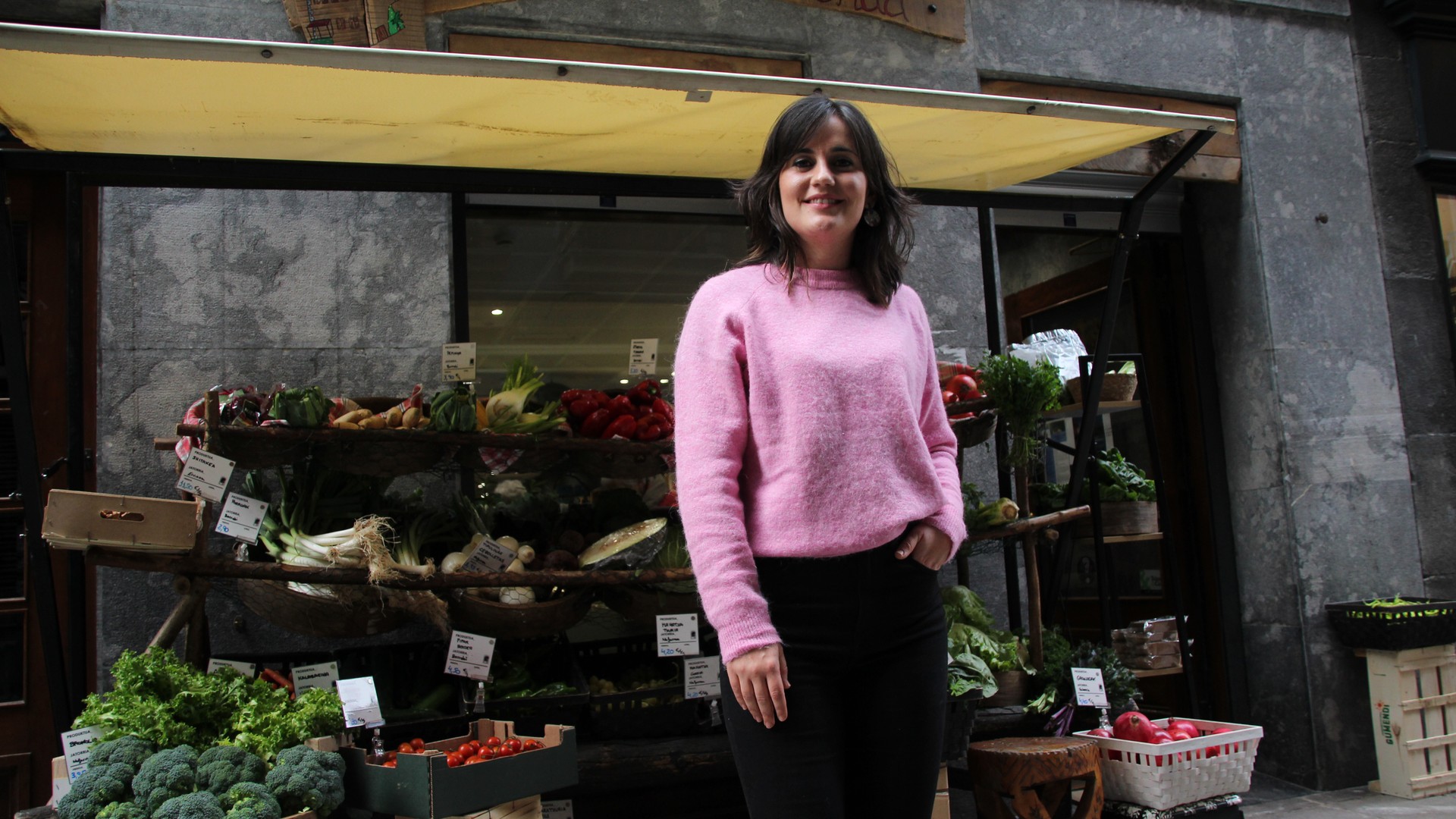 «Lurrak ia astero behar du ura, eta hemen badira euririk gabeko asteak»