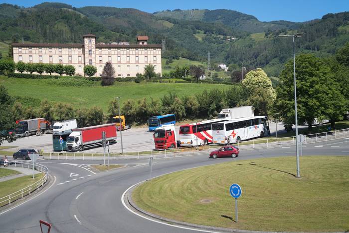 Ospitale berriak zazpi solairu izango ditu