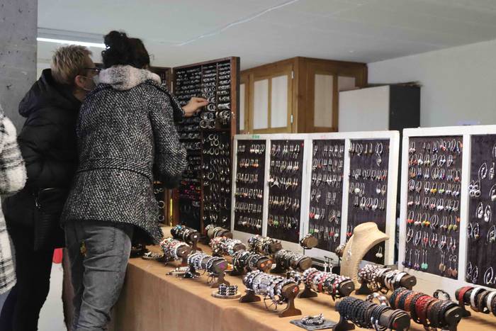 Oholtza gainera igo dira ira 2 1636308508651