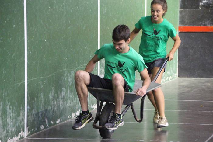 Frontoia, erakustaldiaren ba 21 1502818146215