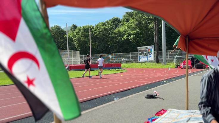 Bueltaka ari dira Berazubin, haur sahararren alde