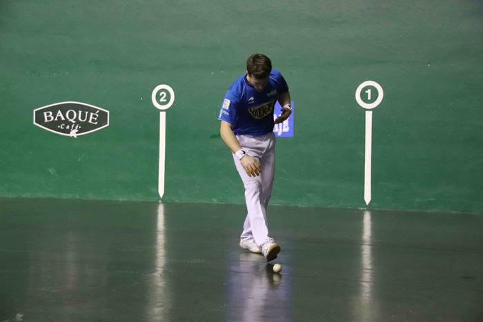 Jaka eta Artola, lehen postu 19 1576521586504