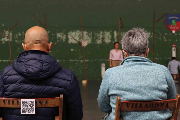 'Maurizia naz', Aukeran dant 12 1601216079819