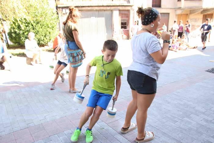 Jolas betean aritu dira umea 27 1537027756430