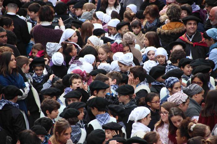 Gabon gaua Tolosa 2018 10 1545649643771