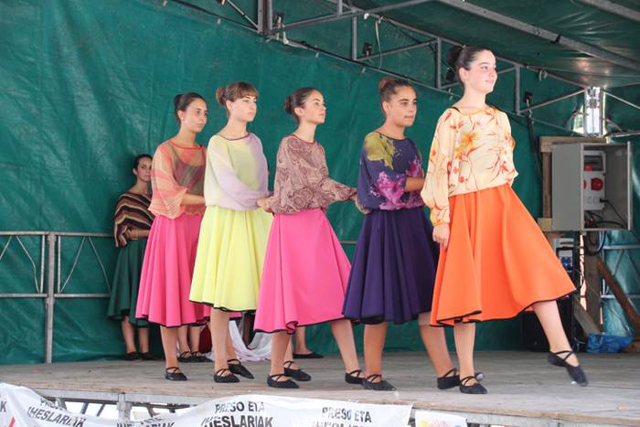 Dantzak bete du plaza 1 1473599684906