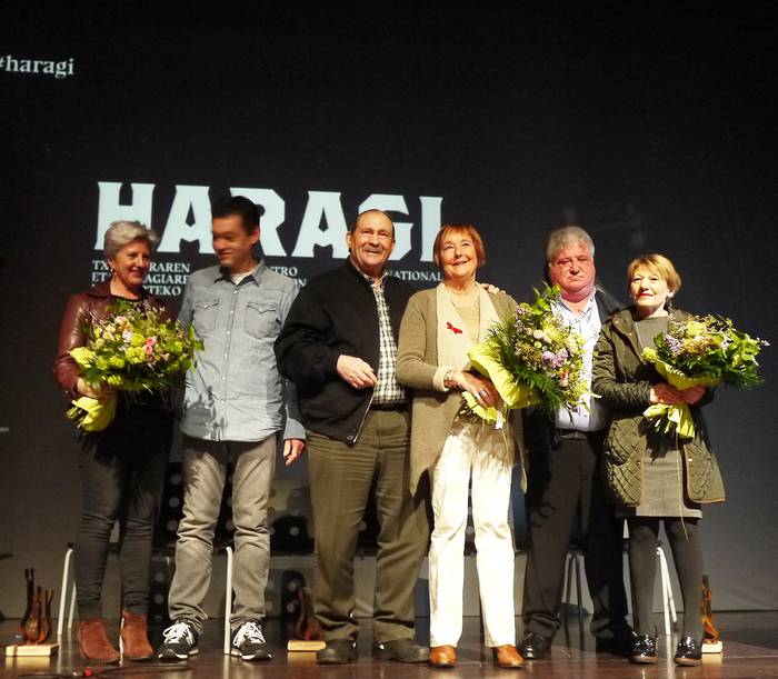 Haragi topaketan omenaldia e 2 1524947577799