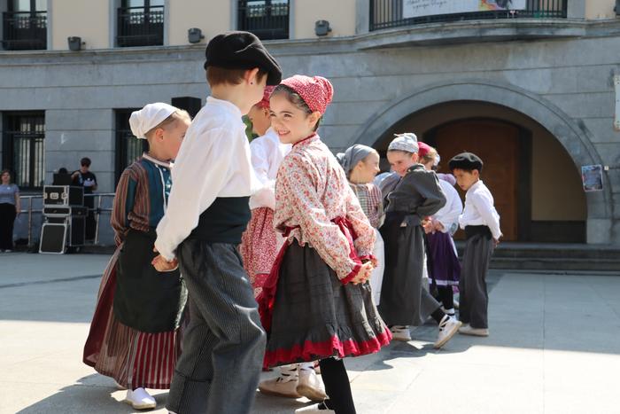 Alurr dantza taldeak gaur zabaldu du matrikulazio epea