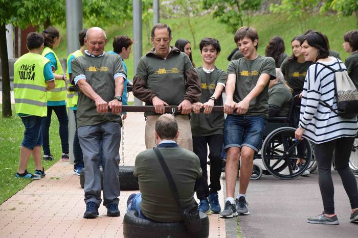 Haur eta helduen arteko II.  111 1560343320915