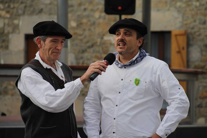 Auzolanaren fruitu, azoka 9 1541960592685