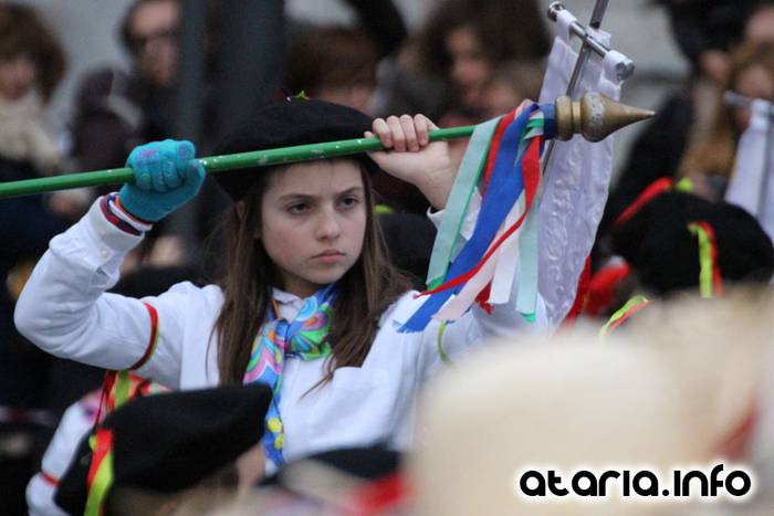 Zaldunita bezperako haur danborrada 164 1454785388886