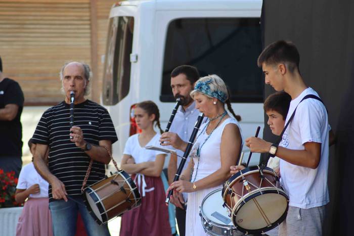 Dantzan igaro dute goiza Liz 11 1630841471594