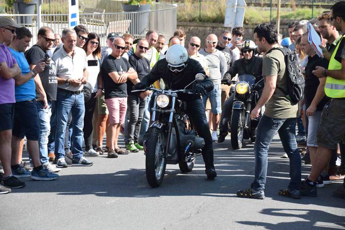 Motor eta errugbi zaleen bil 106 1535805170481