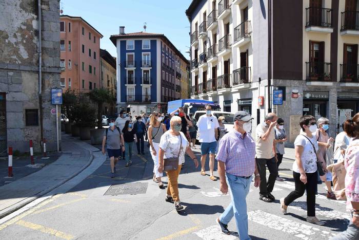 Zerbitzu publikoen aldeko mo 40 1593257994062