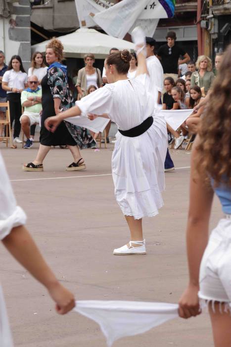 Soka dantza Santioak 2022 76 1658770638997