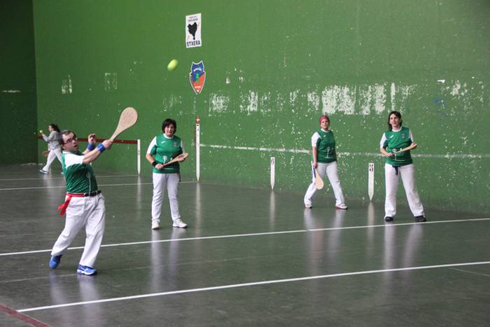 Behar Zana Emakumeen Pala Tx 4 1520711065066