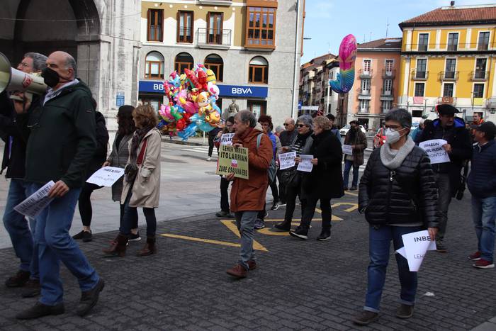 TOPA inauterietan manifestaz 8 1645792122013