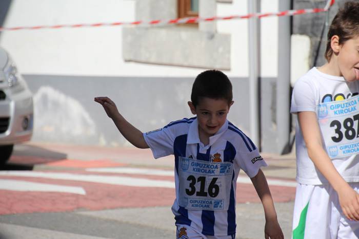 Haur, gazte eta heldu krosea 50 1491742087000