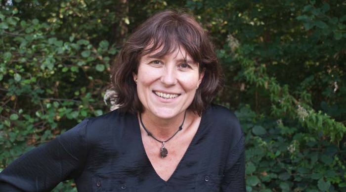 Bertha Gaztelumendi: "Dokumentalean agertzen diren emakumeek bere mina energia positibo batean bilakatu dute"