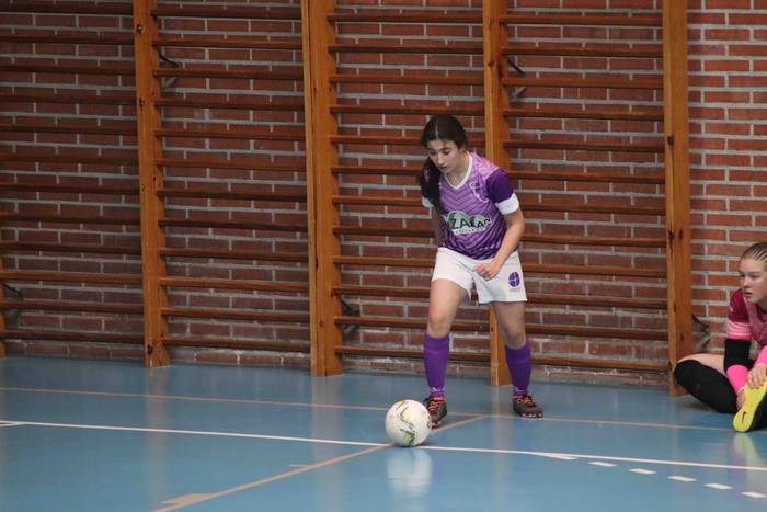 Emakumezkoen Oinarrizko Futs 13 1650806121716