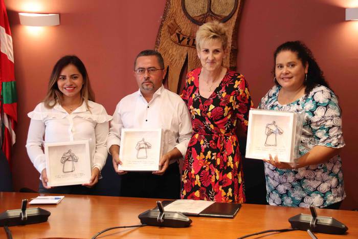 Senidetze Eguna Segundo Mont 12 1559413913468