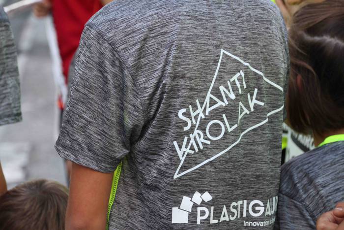 Hego haizeak airean eraman d 121 1539349269435