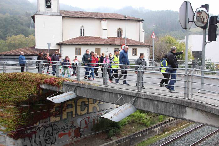 Ikaztegietan Tipi Tapa egita 1 1541007769853