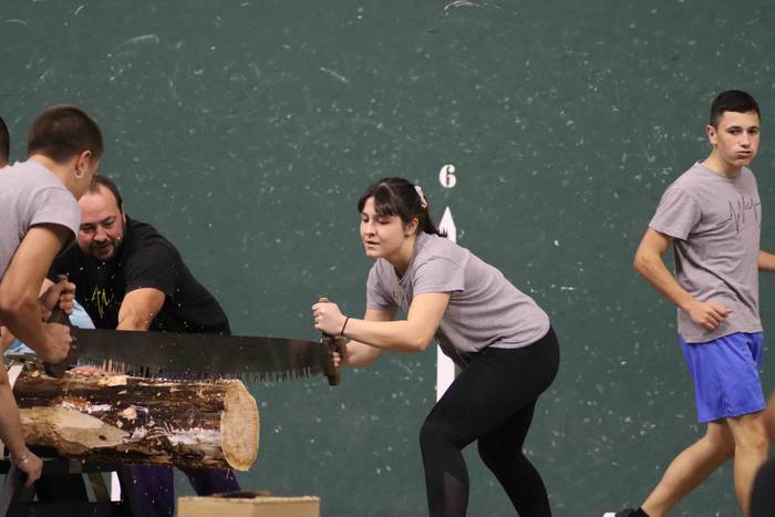 Helduek eraman dute garaipen 13 1668365798066